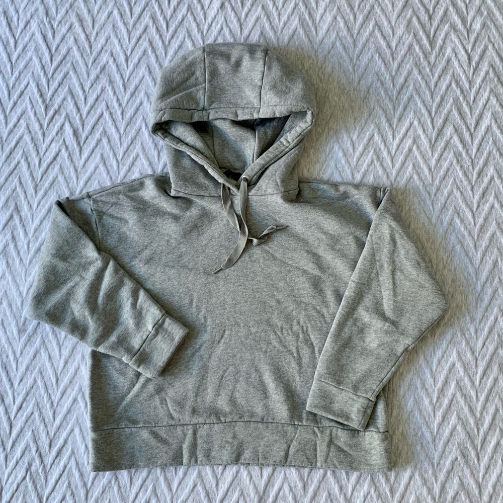 FLASH SALE - $6 BR Factory Sweatshirt - M